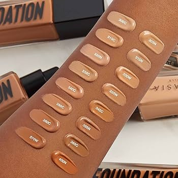 IMPECCABLE BLURRING SECOND SKIN MATTE FOUNDATION - Fondotinta
