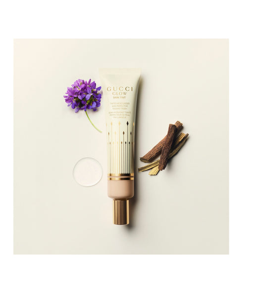 GUCCI
Gucci Glow Skin Tint Moisturizer - Fondotinta Leggero
